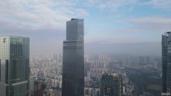 南宁百货巨头抢滩琅东CBD 死盯“白骨精”